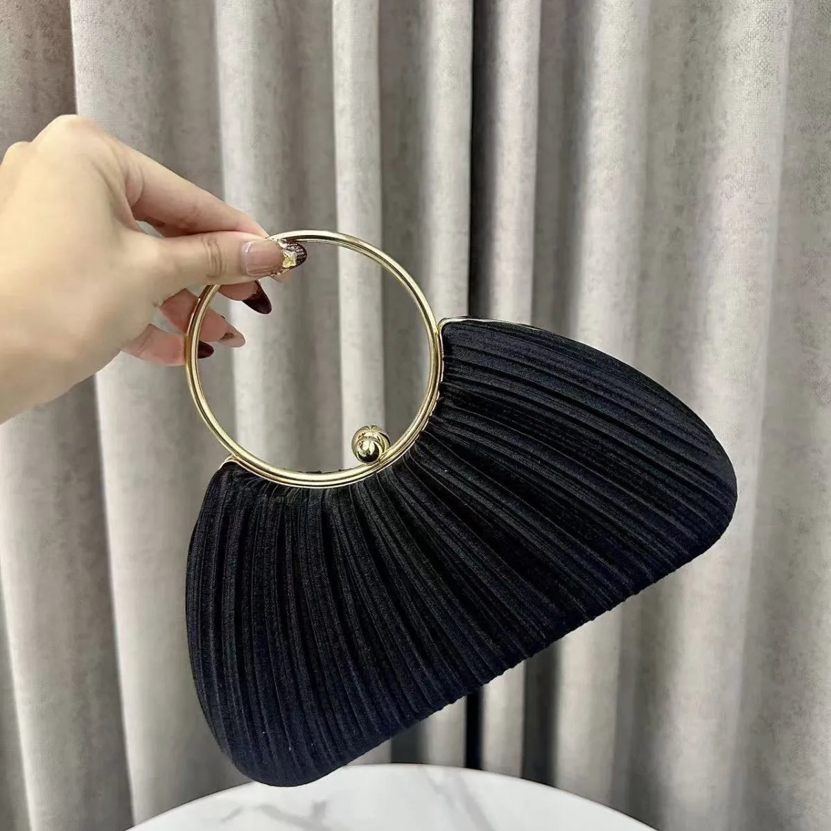 Cross-Border New Pleated Evening Bag Women's Handbag Socialite Elegant Banquet Dress Clutch Round Ring Handbag Polyester Shell